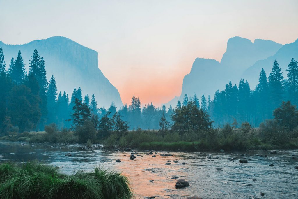 mountains and river back splash .